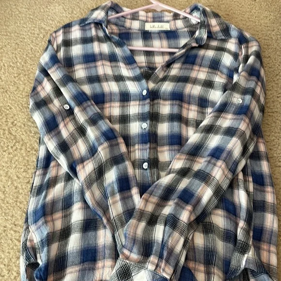 Women’s Bella Dahl Plaid Long Sleeve Button Down Blouse. Size XS - Picture 4 of 5